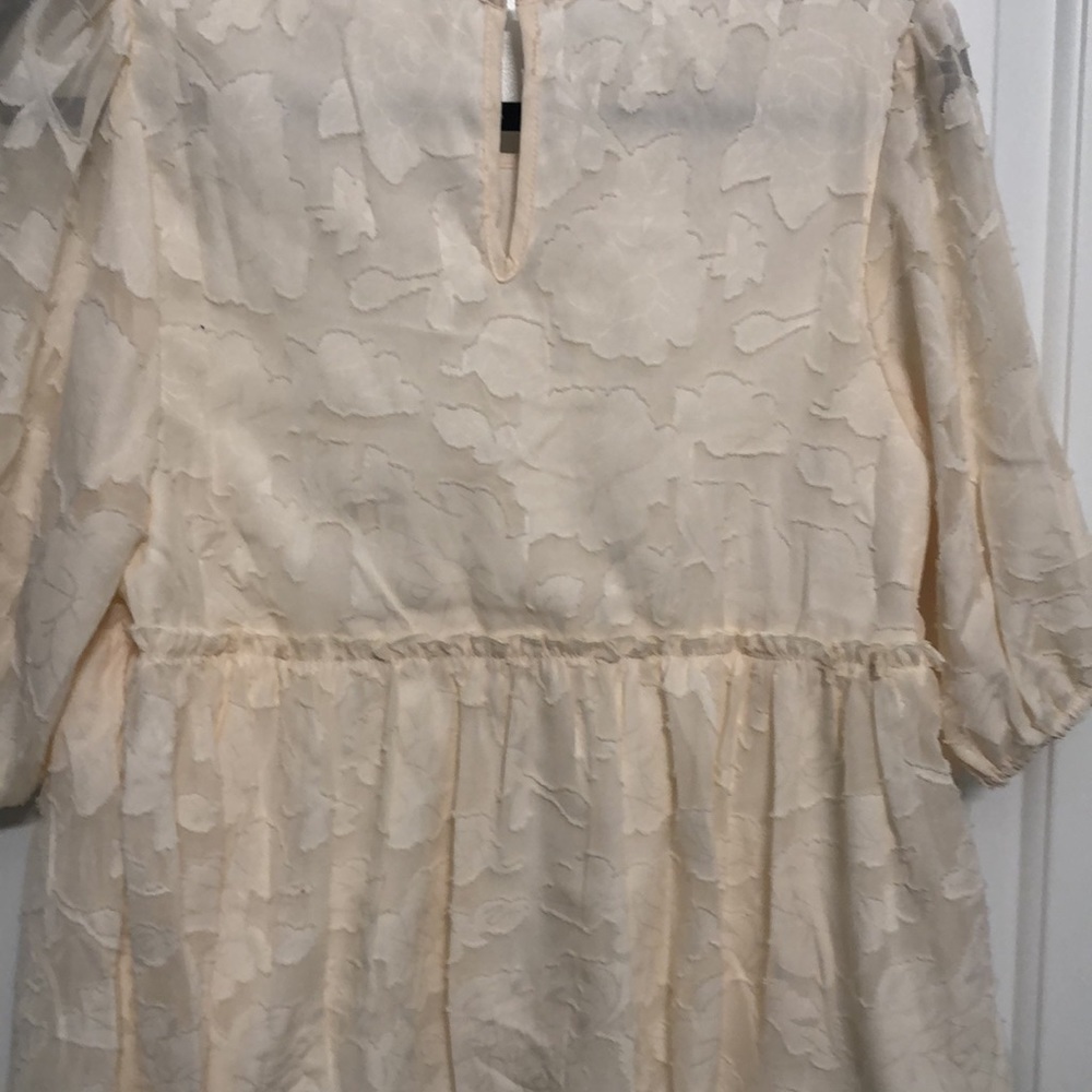 Cream blouse - Picture 2 of 4